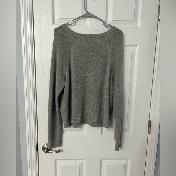 Community grey pullover - Picture 3 of 4